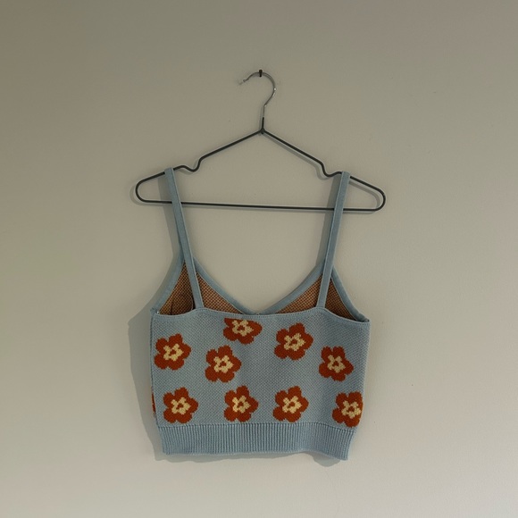 Zara floral knit cropped tank (medium) - Picture 2 of 3